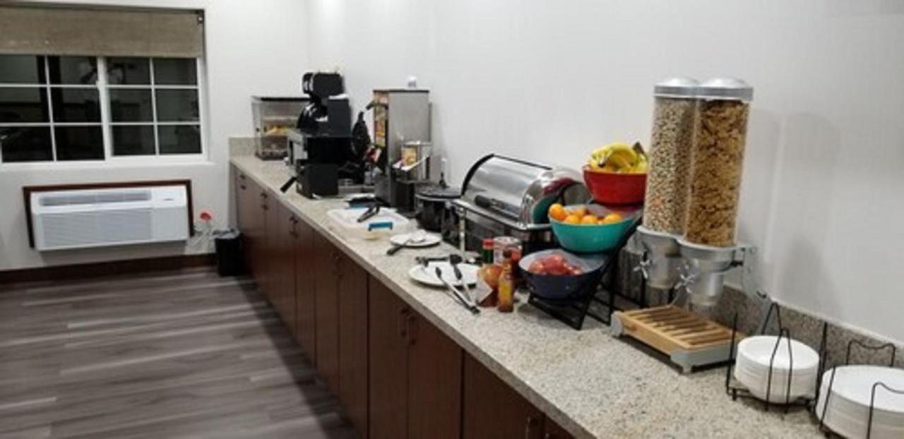 Executive Inn & Suites Extended Stay - Vernal Luaran gambar
