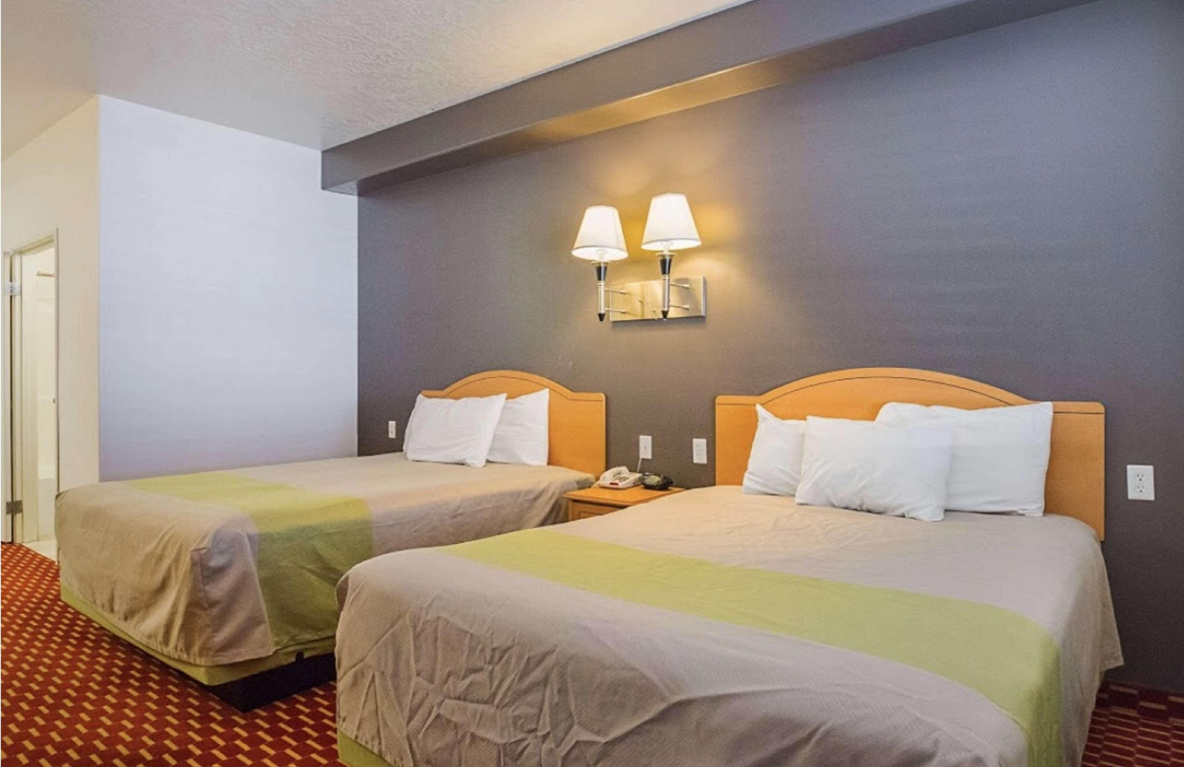 Executive Inn & Suites Extended Stay - Vernal Bilik gambar