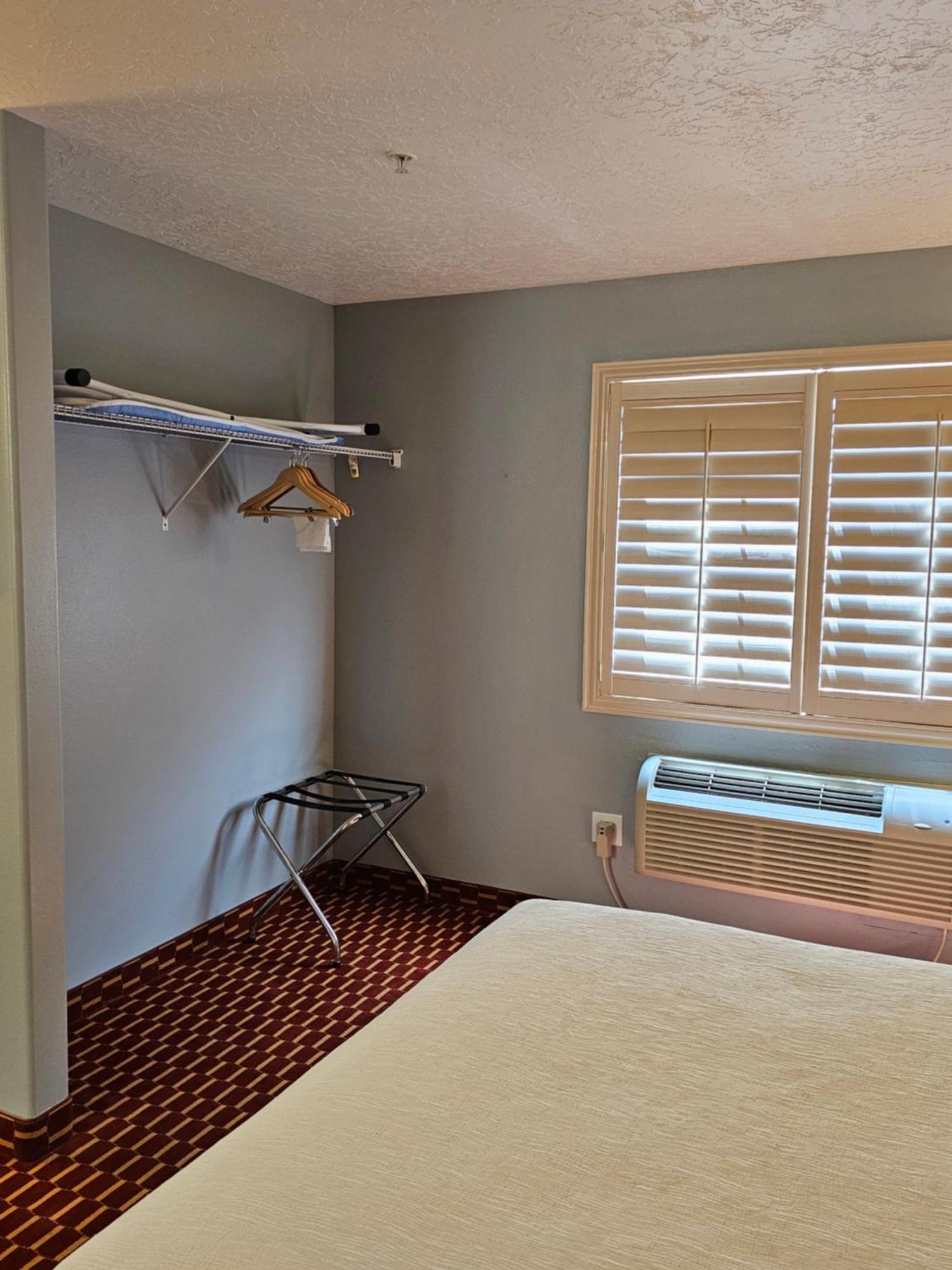 Executive Inn & Suites Extended Stay - Vernal Luaran gambar